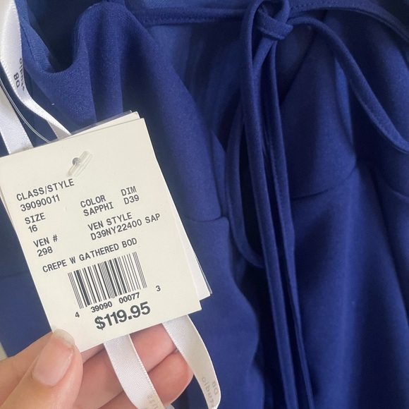 David’s Bridal Dress - Picture 2 of 3